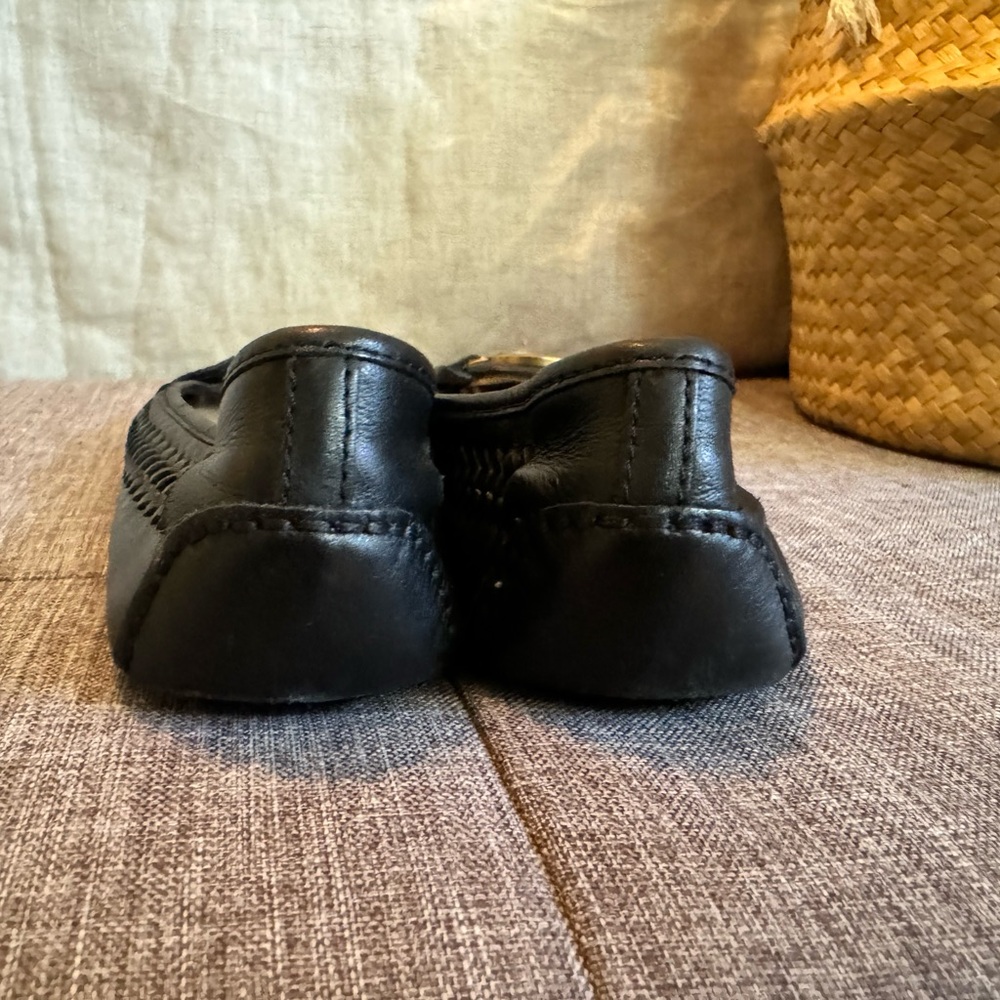 Michael Kors Flat - Picture 3 of 5
